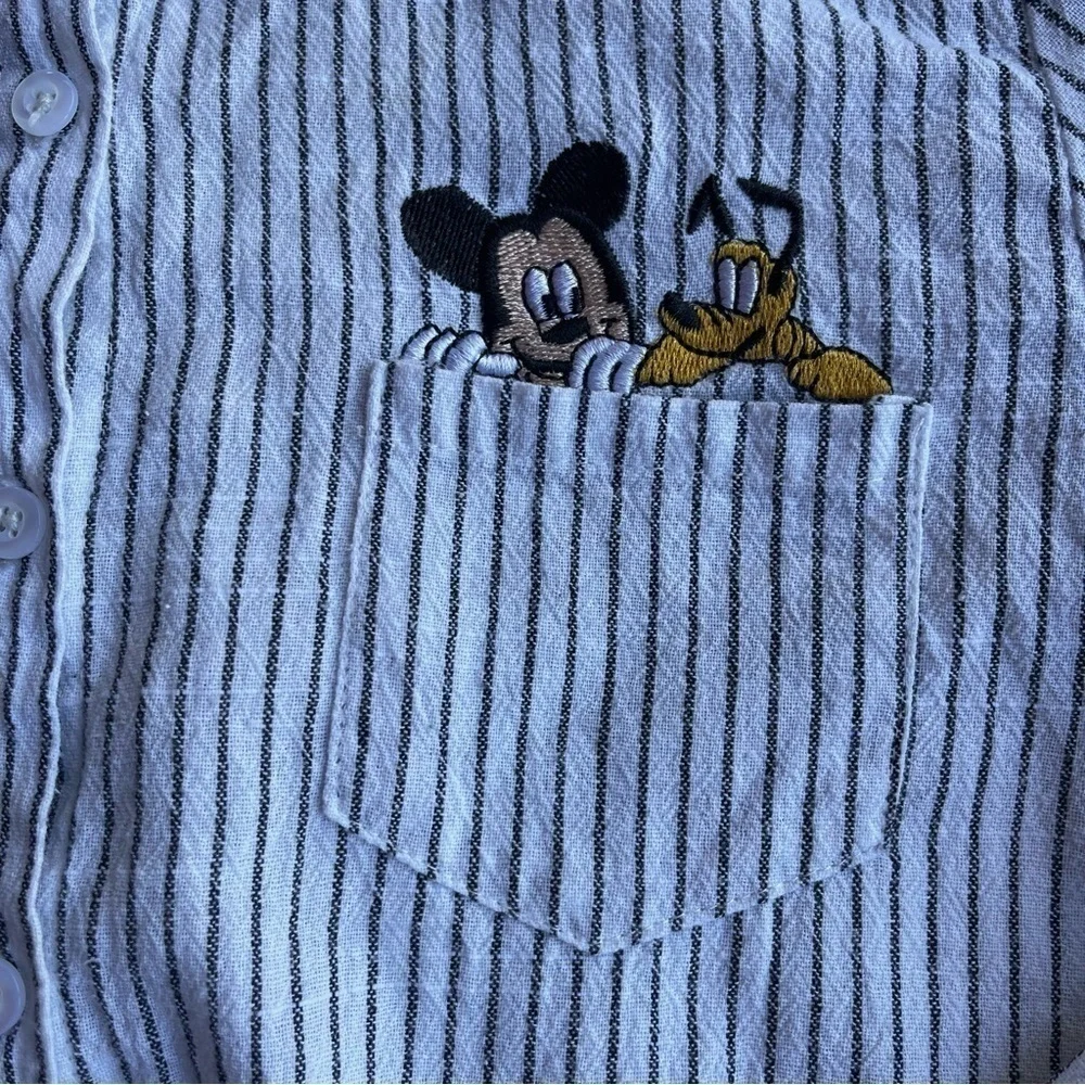 Jiwa White and Black Stripes with Mickey Mouse & Pluto Button Up Shirt US S - Picture 5 of 7